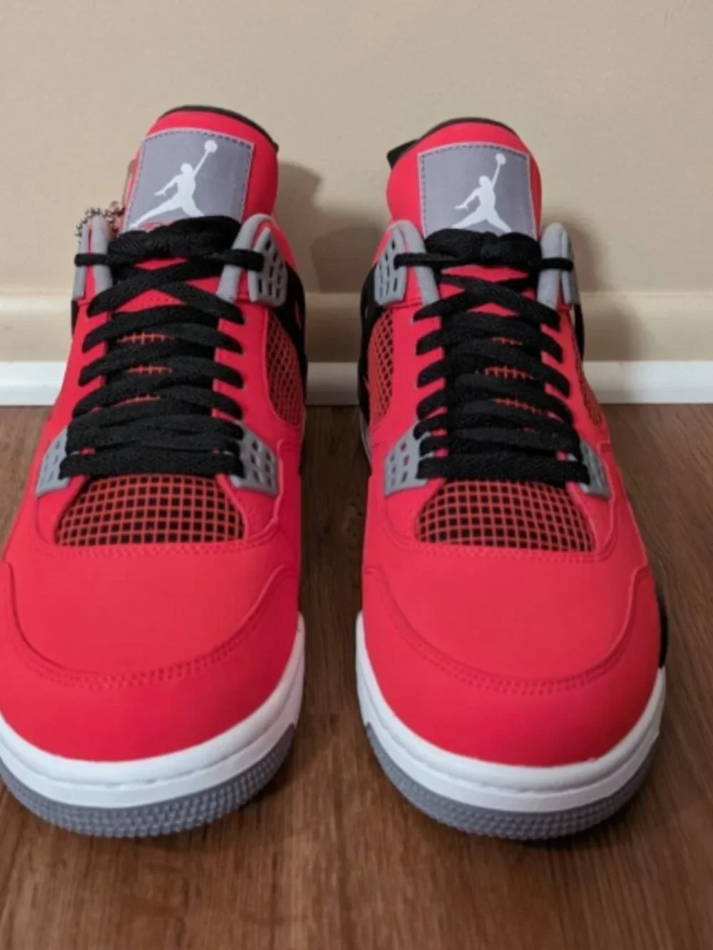 Nike Air Jordan 4 Retro (Toro Bravo)